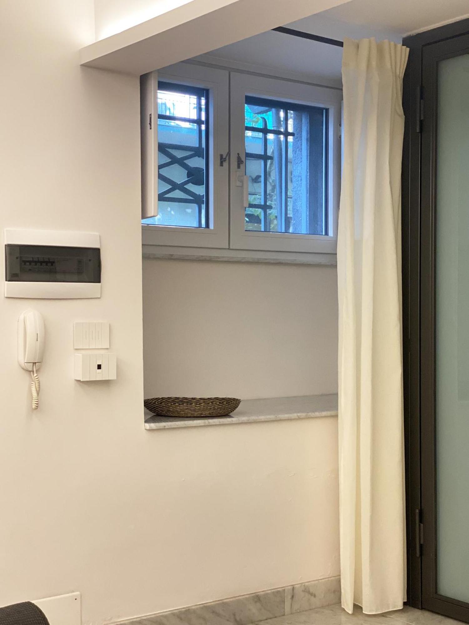 Emanuele Domus Apartment *